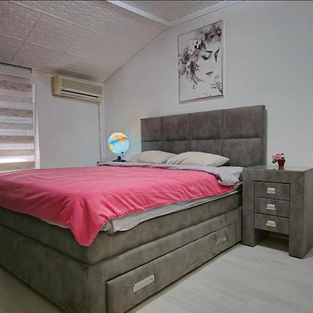 Apartment Center 23 포드고리차 외부 사진