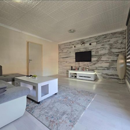 Apartment Center 23 포드고리차 외부 사진